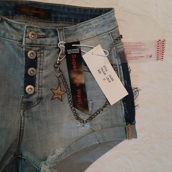 NWT RARE! Women's Denim Jeans Shorts Miss Canavaro - Picture 11 of 13